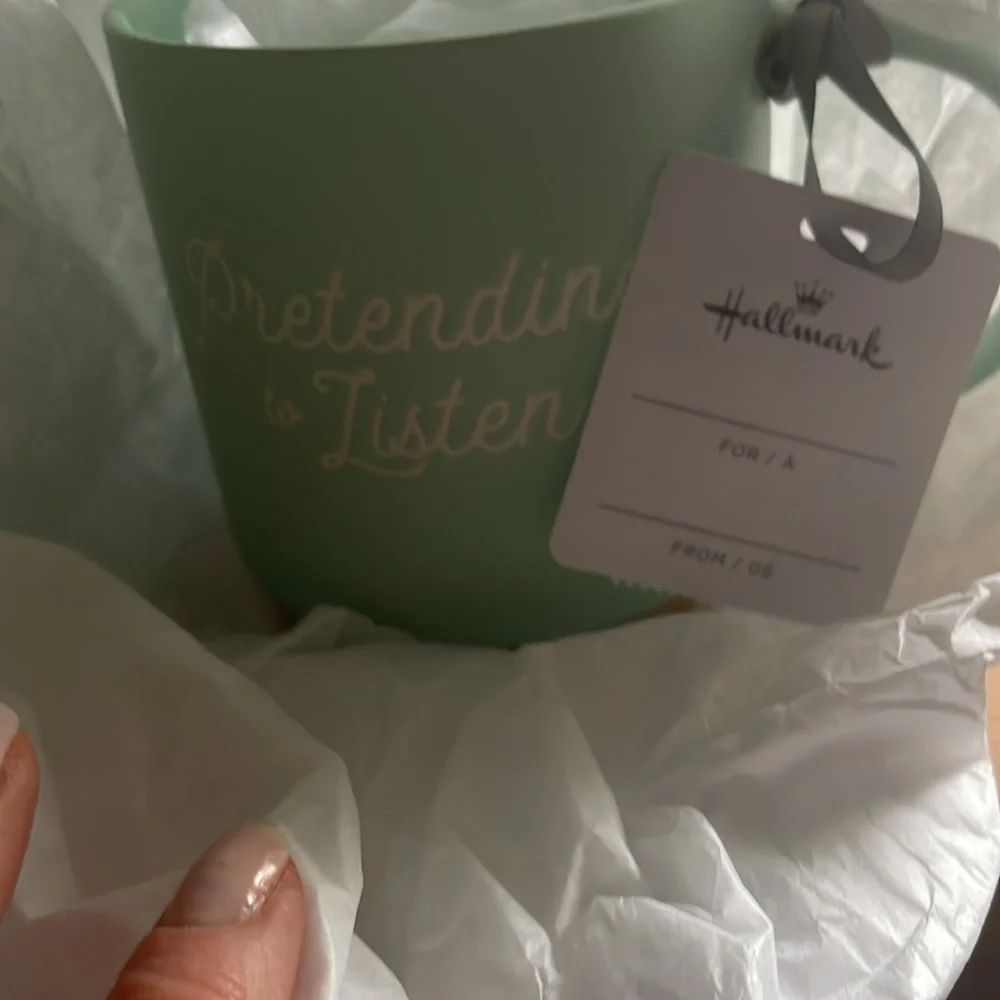 “Pretending to Listen” Mug NWT - Picture 4 of 7